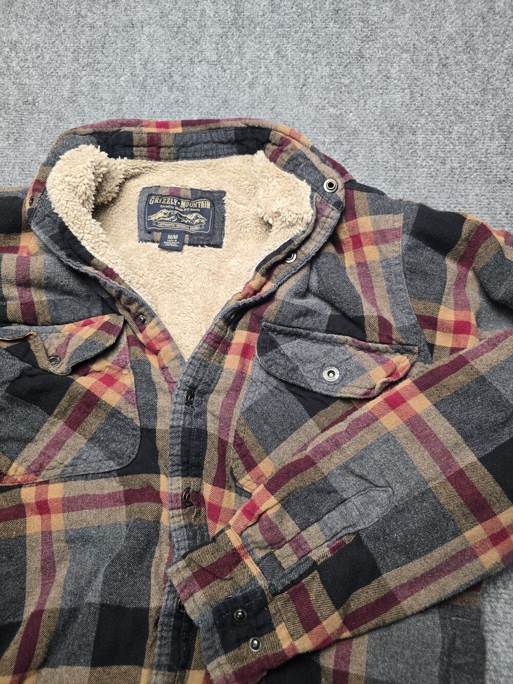 Grizzly Mountain Sherpa Lined Plaid Flannel Jacket Mens M Fleece Workwear